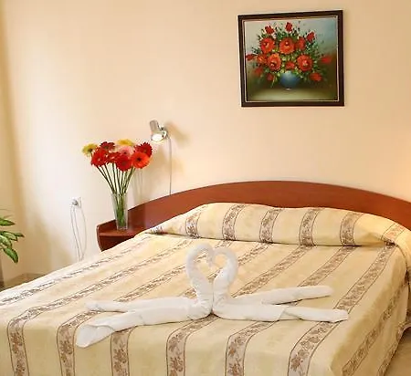 Hotel Focus Warna